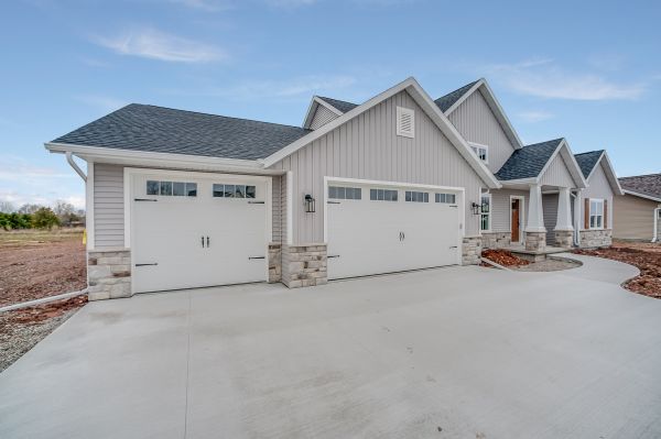 Cost of Concrete Driveway Pouring in Mentor