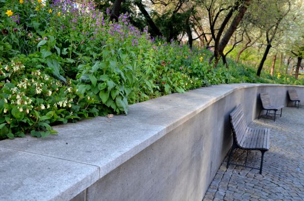 Cost of Concrete Retaining Wall Service in Mentor