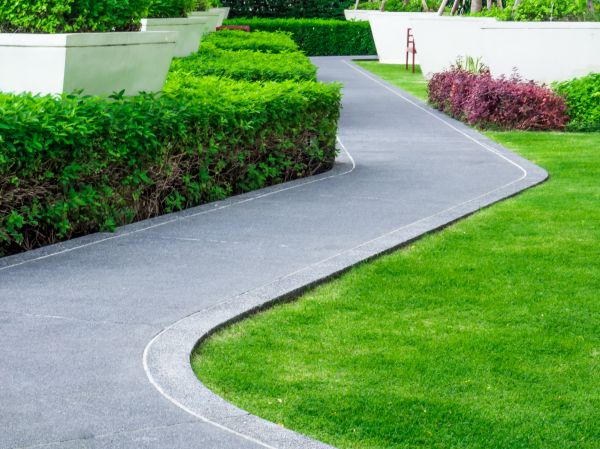 Cost of Walkway Curb Installation in Mentor