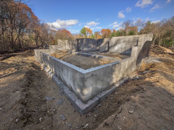 Cost of Foundation Wall Pouring in Mentor
