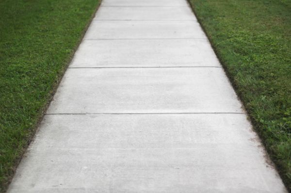 Cost of Concrete Walkway Replacement in Mentor