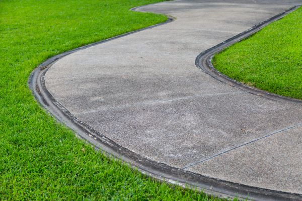 Cost of Concrete Sidewalk Construction in Mentor