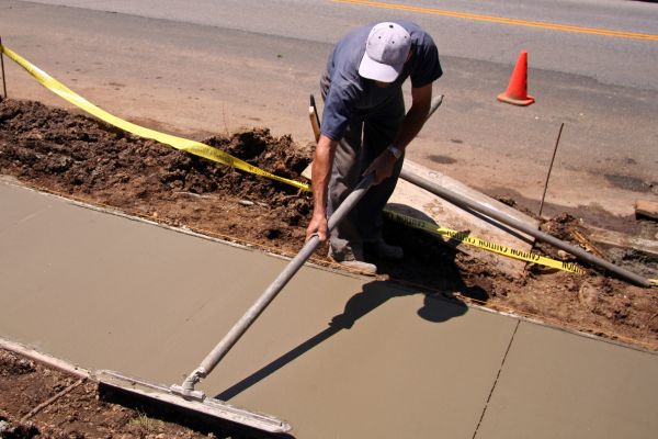 Cost of Sidewalk Building in Mentor