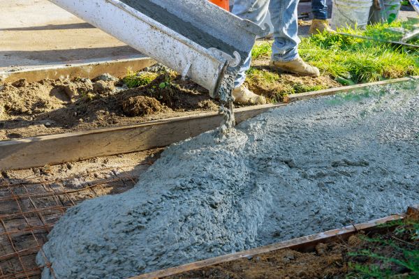 Cost of Pathway Pouring in Mentor