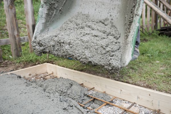 Cost of Yard Concrete Pouring in Mentor