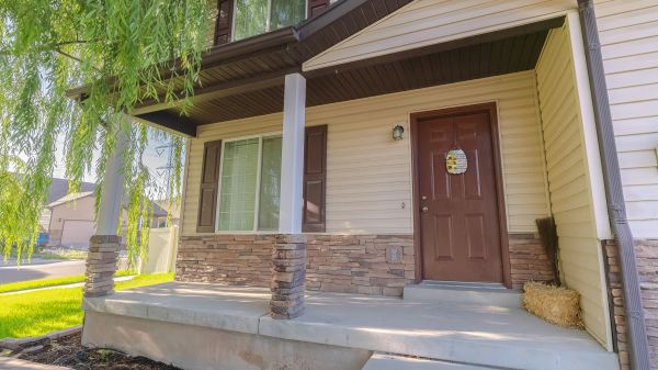 Cost of Concrete Porch Installation in Mentor