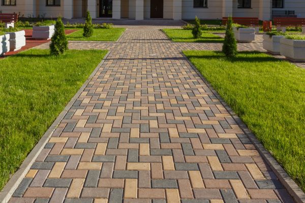 Cost of Paved Walkway Service in Mentor