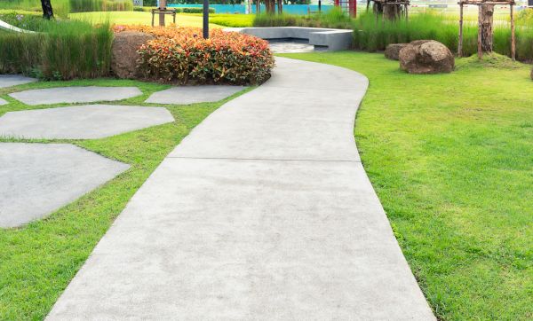Cost of Concrete Sidewalk Installation in Mentor